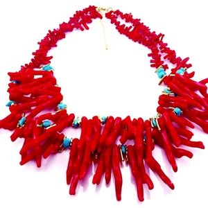 RUNWAY CORAL & FAUX CORAL NECKLACE 169 GRAMS MINT